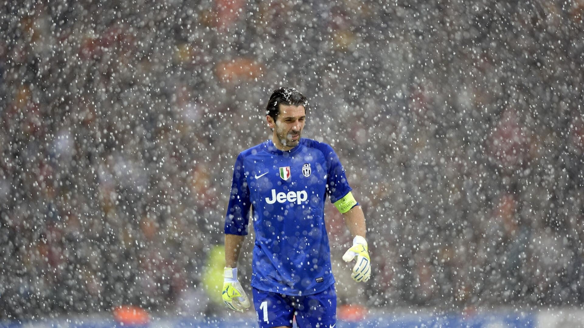 斯卢茨基或将离开申花回欧洲执教,卢斯基金会