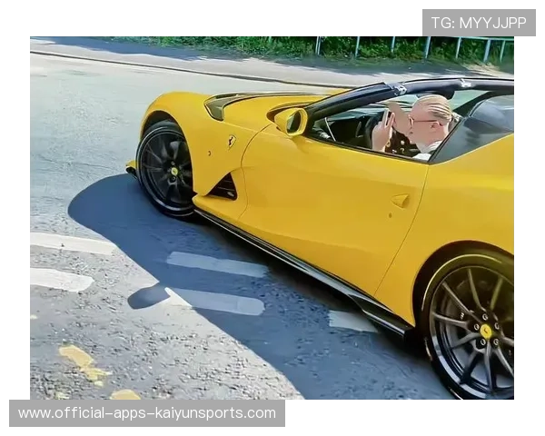 哈兰德开跑车走错路，笑死现场群众