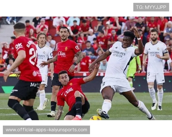 足坛疯狂一夜！利物浦终止四连败，皇马豪取6连胜，热刺惨遭5连杀